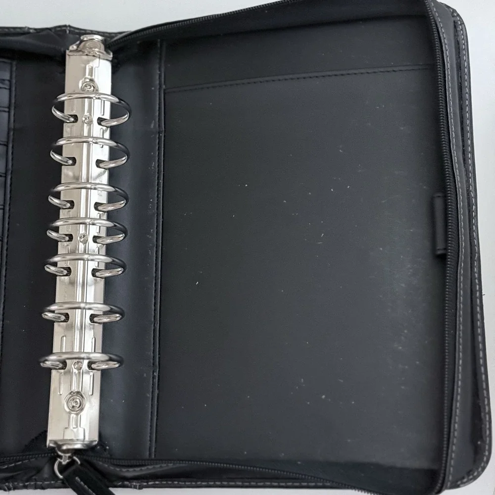 Franklin Covey Zip Around Black Classic Planner 7 Ring 10.5